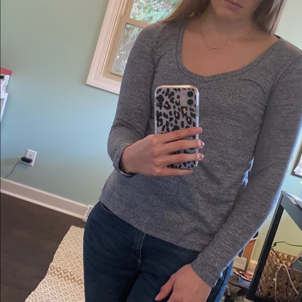 American Eagle soft & sexy v neck